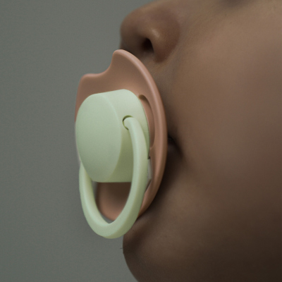 LOVI Világító dinamikus szilikon cumi PRIME 0-6hó 1db Blush